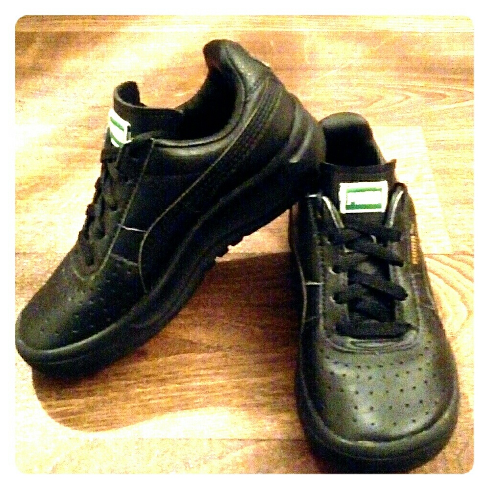 Girls Sneakers